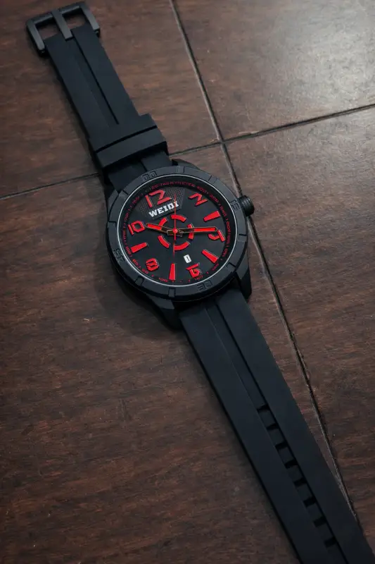 Weidi Silicone Strap Watch